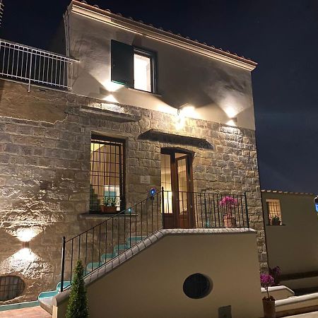 Casa Fifina Rooms Sant'Egidio del Monte Albino Екстер'єр фото