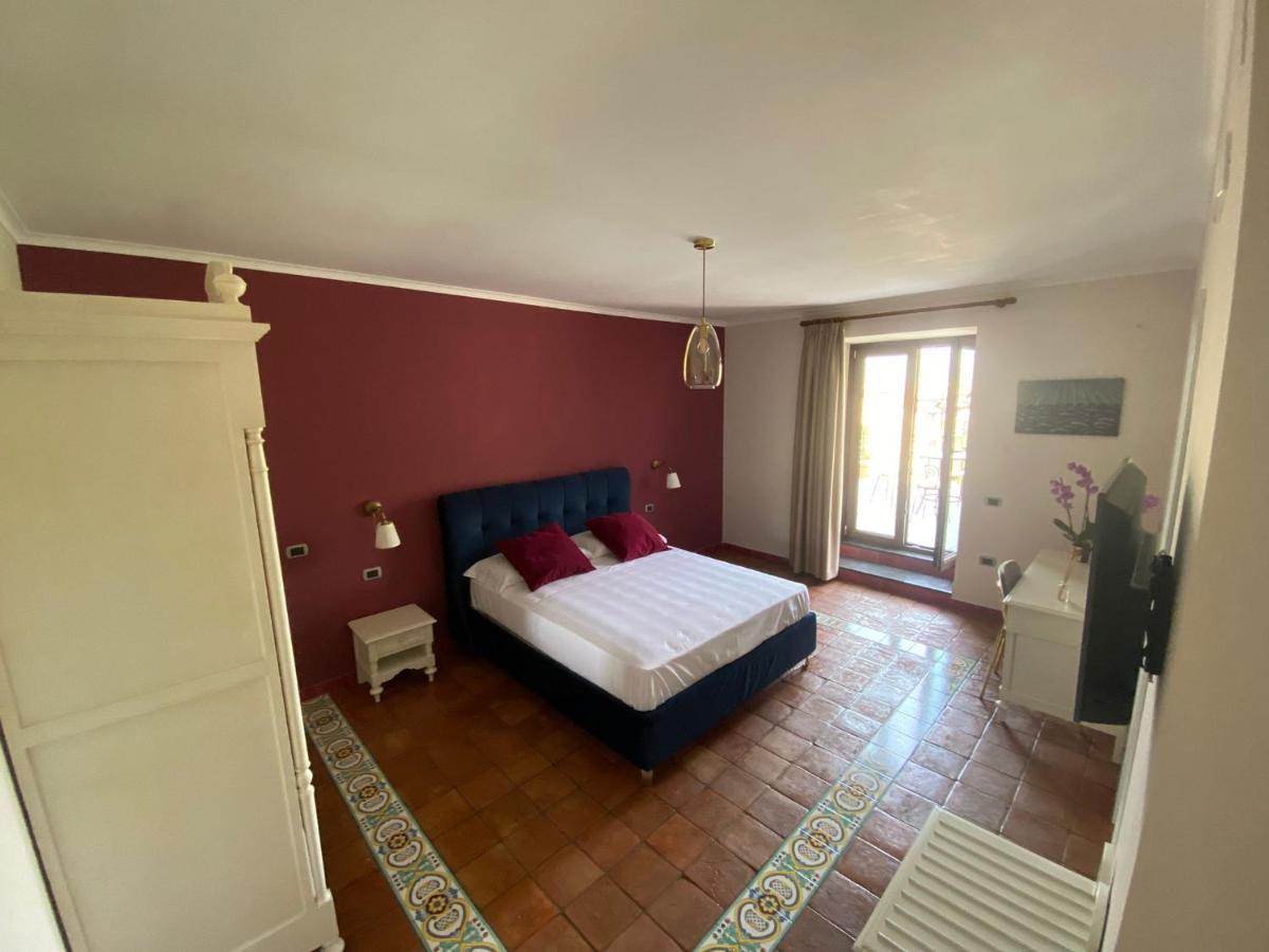 Casa Fifina Rooms Sant'Egidio del Monte Albino Екстер'єр фото