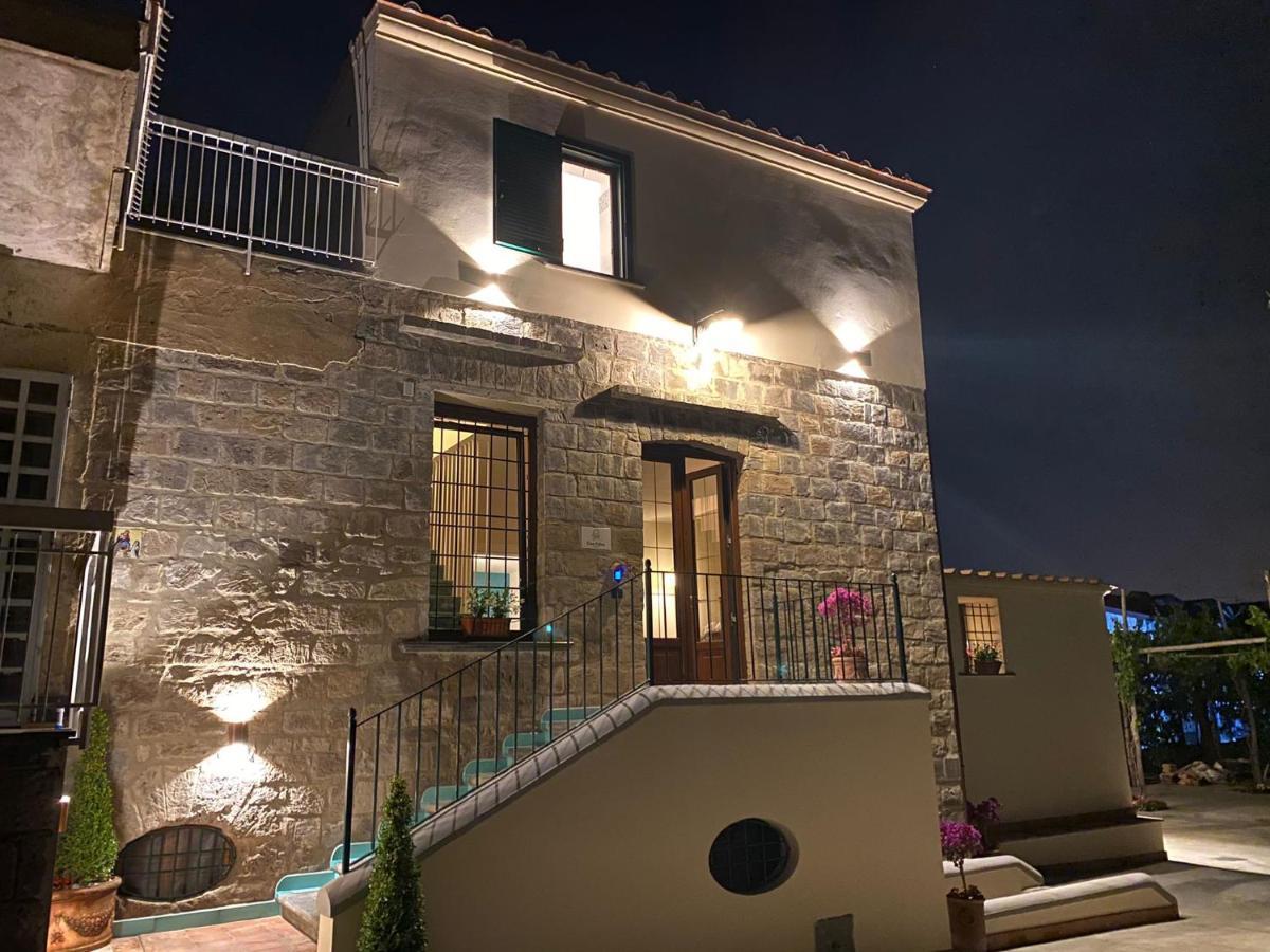 Casa Fifina Rooms Sant'Egidio del Monte Albino Екстер'єр фото