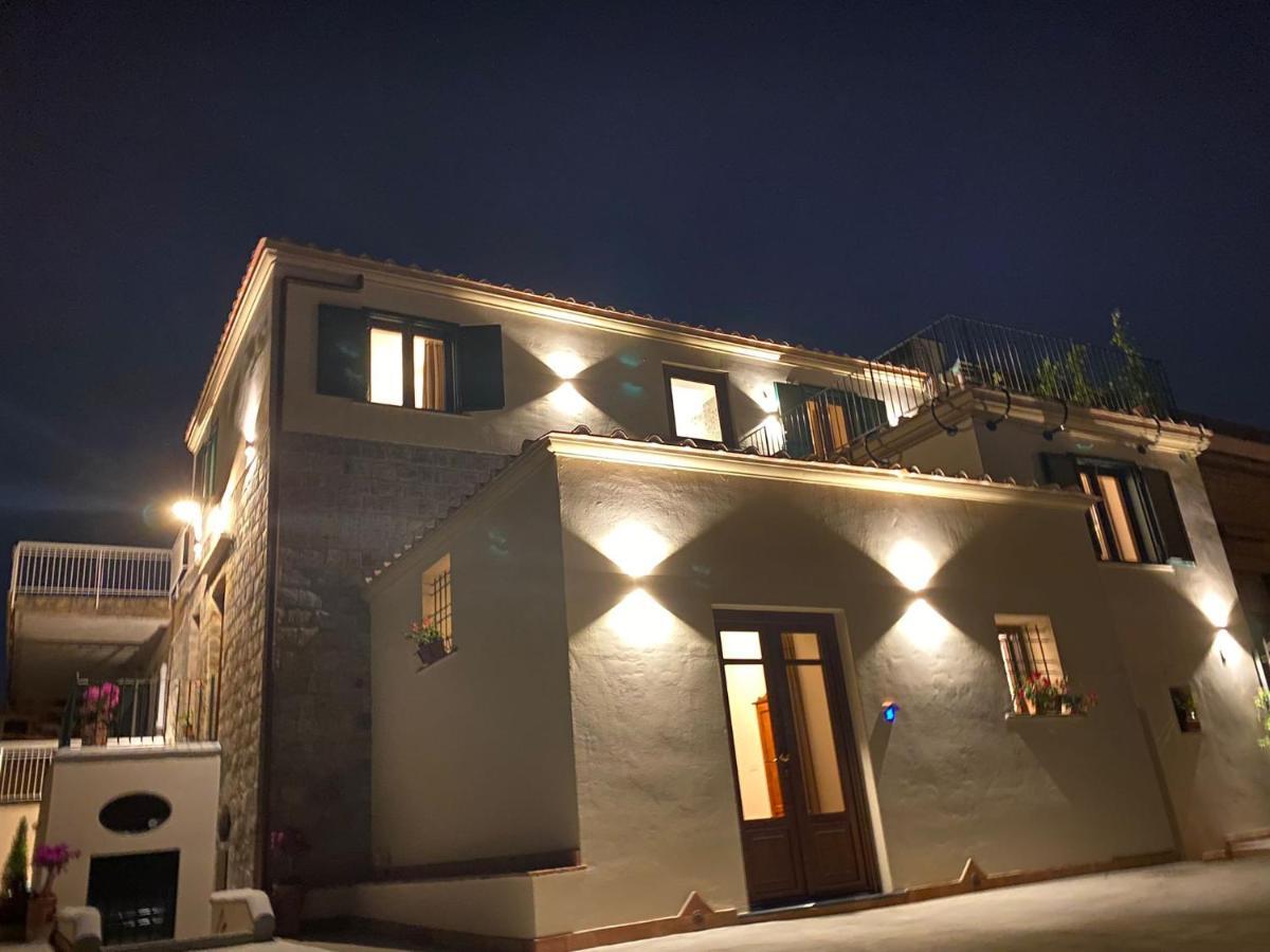 Casa Fifina Rooms Sant'Egidio del Monte Albino Екстер'єр фото