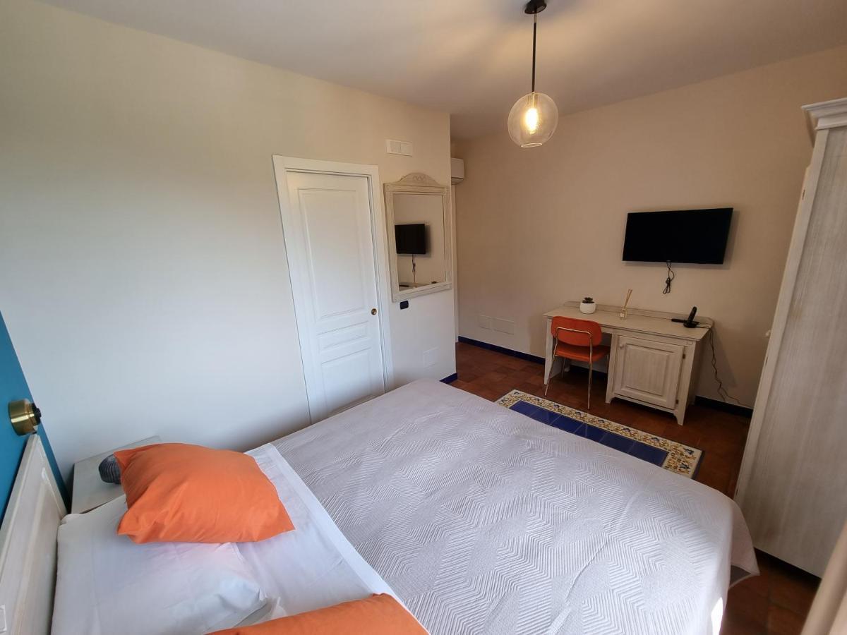 Casa Fifina Rooms Sant'Egidio del Monte Albino Екстер'єр фото