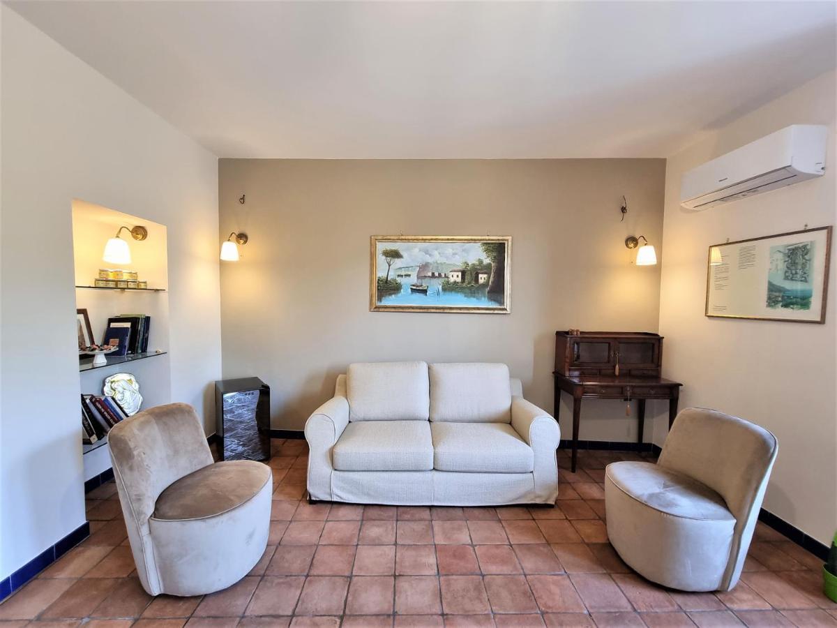 Casa Fifina Rooms Sant'Egidio del Monte Albino Екстер'єр фото