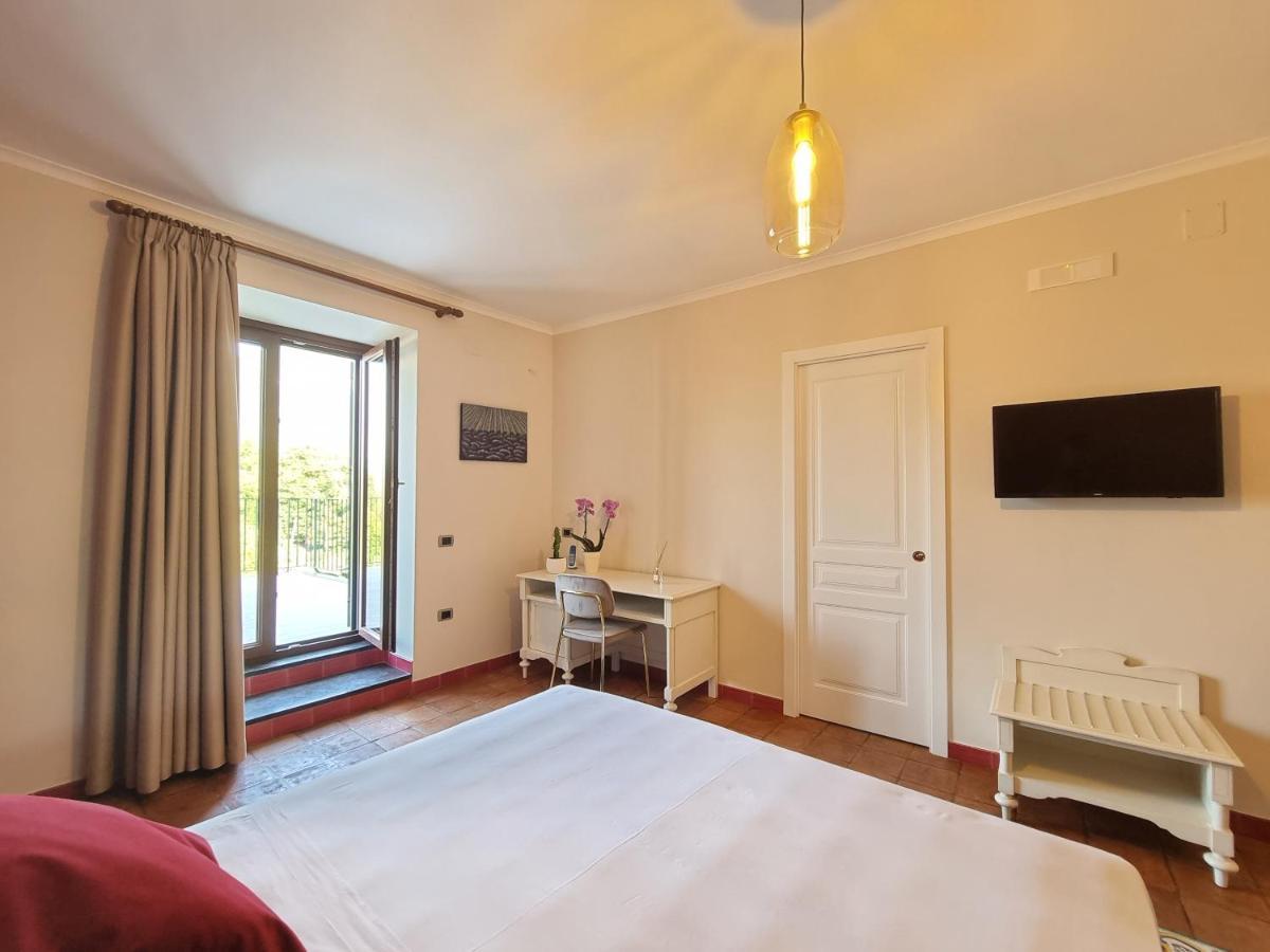Casa Fifina Rooms Sant'Egidio del Monte Albino Екстер'єр фото